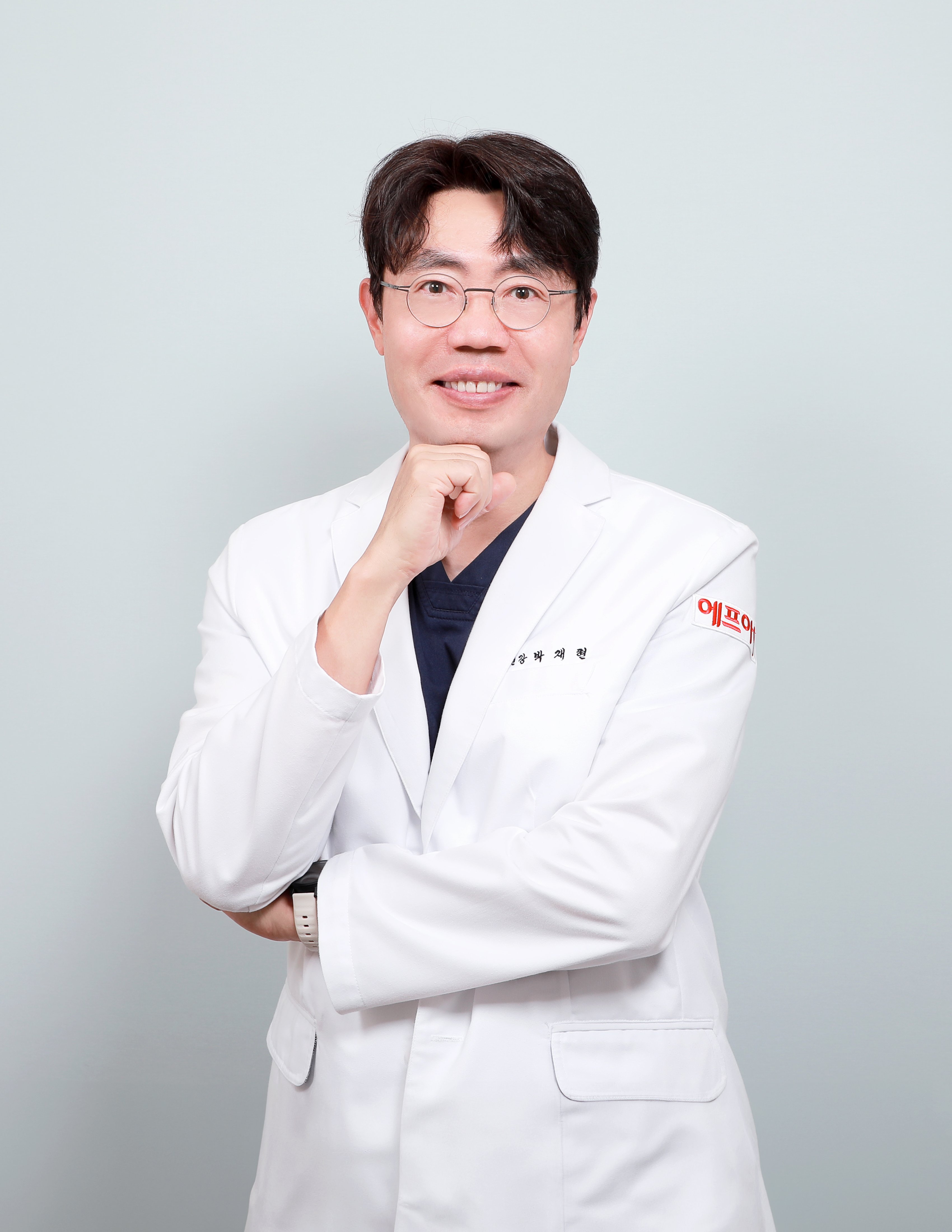 압구정부모님눈처짐수술